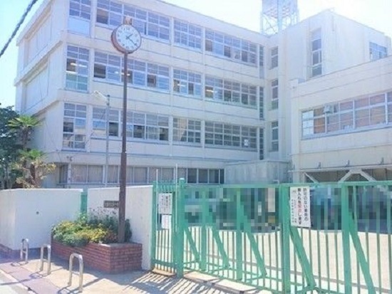 千里山サニーハイツ(吹田市立第一中学校)