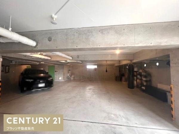 箕面市箕面８丁目の中古一戸建て