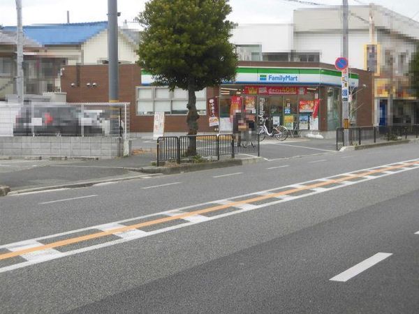 豊中市北条町３丁目の中古一戸建て(ファミリーマート豊中北条町店)