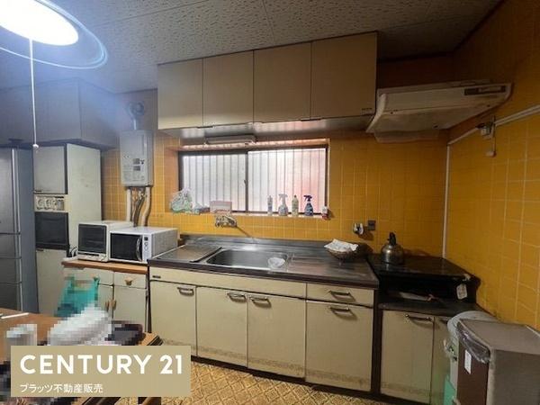 川西市平野２丁目の中古一戸建