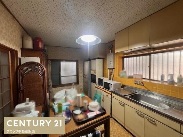 川西市平野２丁目の中古一戸建
