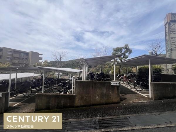 サンロイヤル池田バードヒルズ参号館