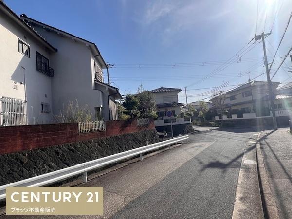 神戸市北区唐櫃台４丁目の土地