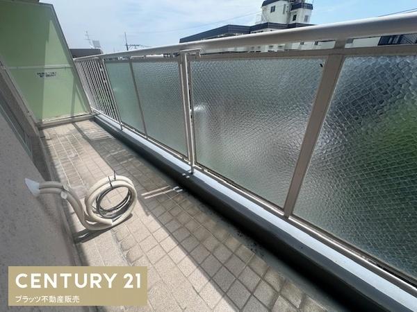 日商岩井箕面ハイツC棟
