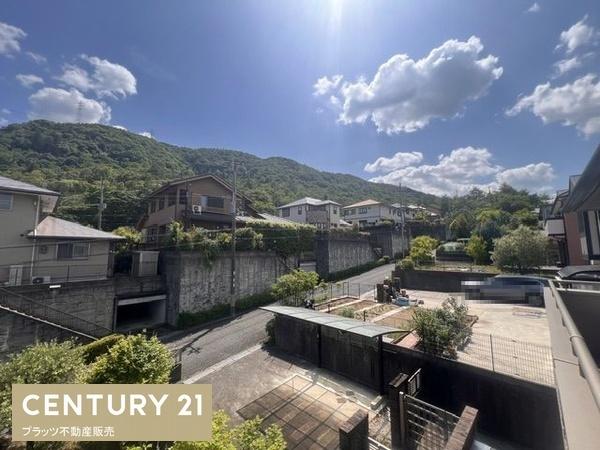 西宮市名塩南台３丁目の中古一戸建て