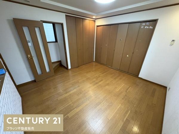 寝屋川市国松町の中古一戸建て