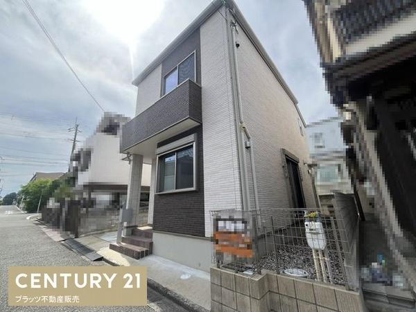 箕面市粟生新家３丁目の中古一戸建て