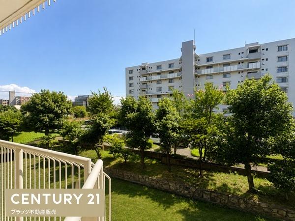 江坂住宅六号棟