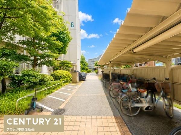 江坂住宅六号棟