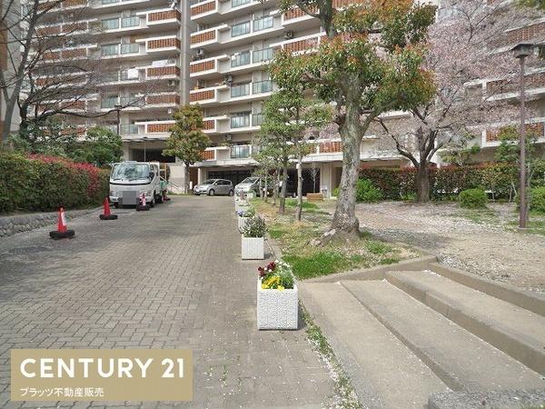 豊中野畑団地弐号棟