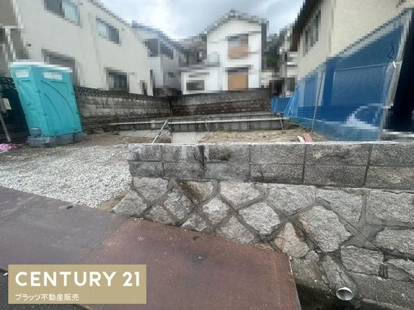 高槻市南平台１丁目の新築一戸建