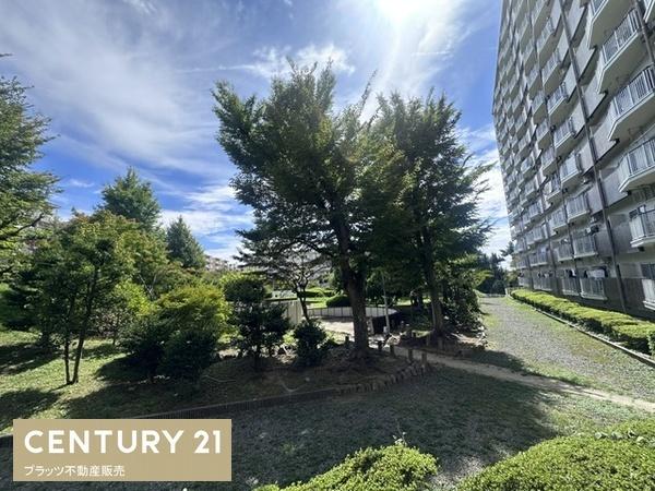 千里桃山台団地A1棟