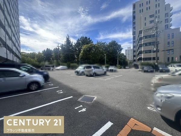 千里桃山台団地A1棟