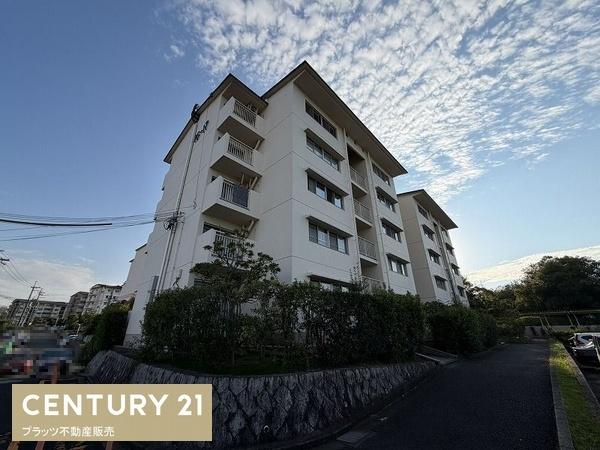 新檜尾台第4次住宅17号棟