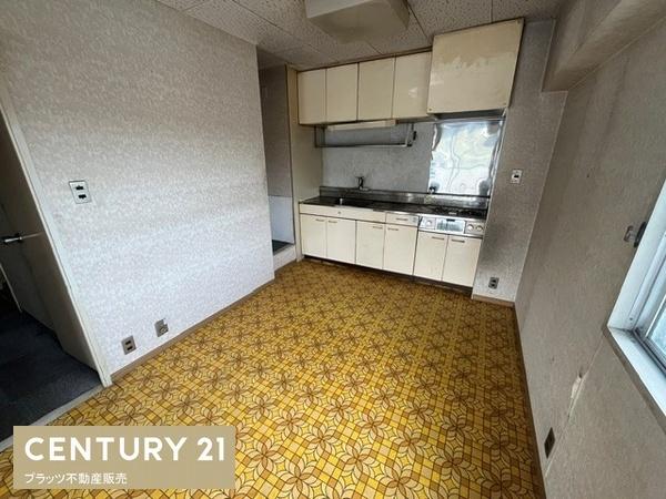 千里泉ヶ丘スカイハイツ北２号館