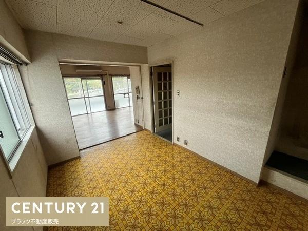 千里泉ヶ丘スカイハイツ北２号館