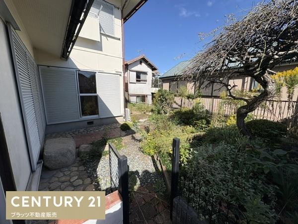 西宮市名塩ガーデンの中古一戸建て