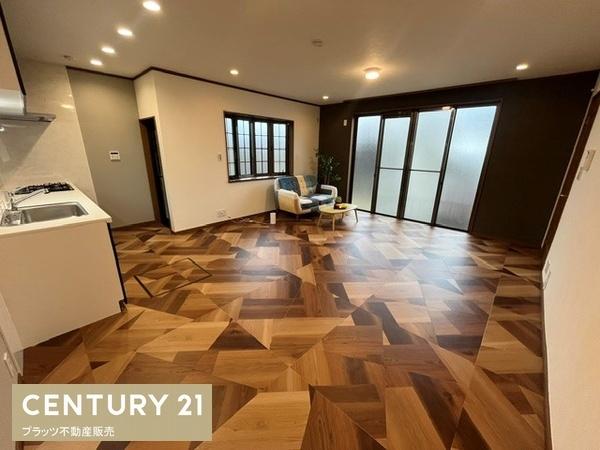箕面市桜ケ丘４丁目の中古一戸建て