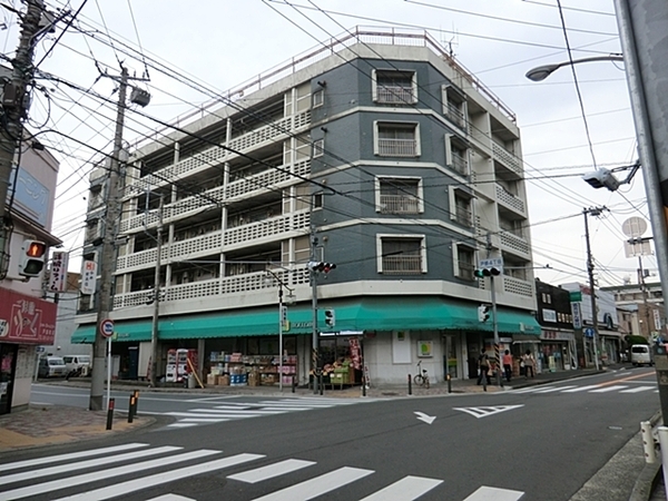 リブゼ横浜紅葉坂(スーパー・マルヤマ戸部店)