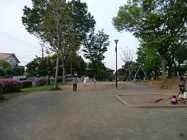 ソレイユ市ヶ尾(柿の木台第二公園)