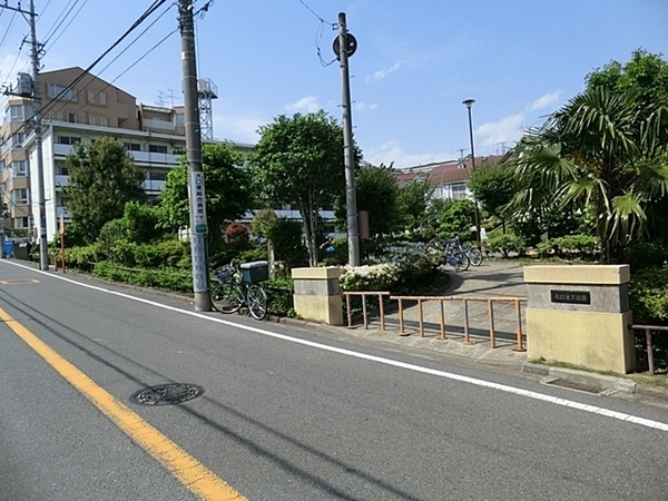 横浜妙蓮寺シティハウス(大口池下公園)