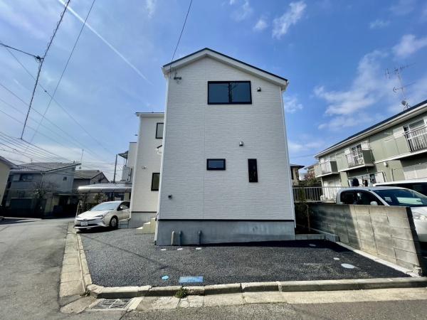 横浜市磯子区岡村７丁目の新築一戸建