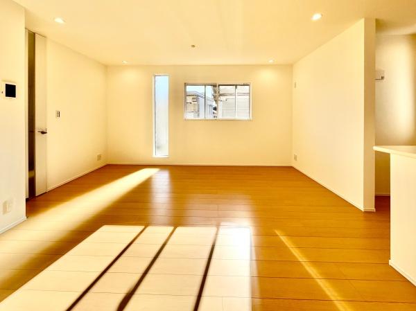 横浜市南区南太田４丁目の新築一戸建