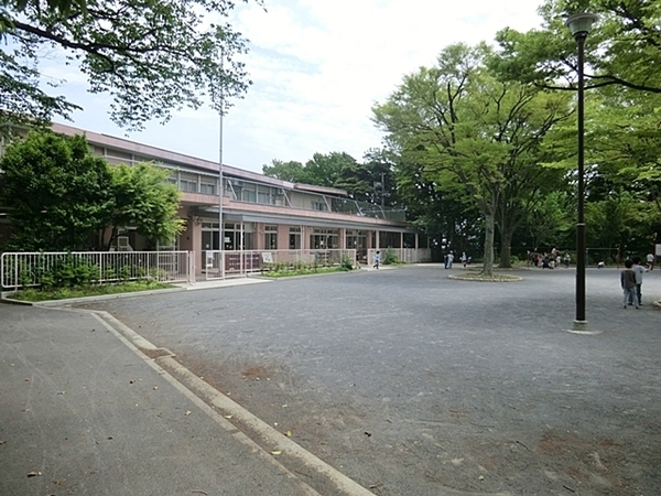 横浜市中区本牧元町の新築一戸建(高風保育園)