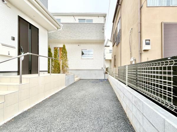 横浜市青葉区荏田西３丁目の新築一戸建