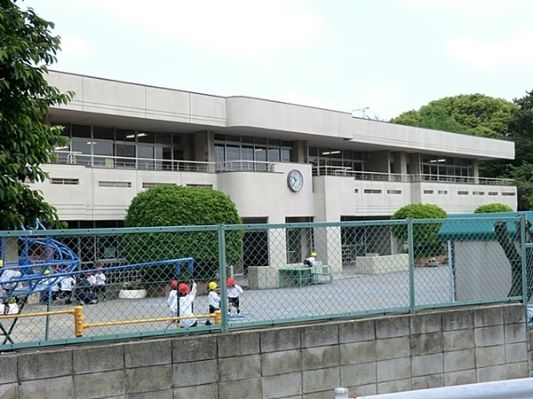 ガーデンホーム東寺尾ヒルズ(鶴見大学女子短大附属三松幼稚園)