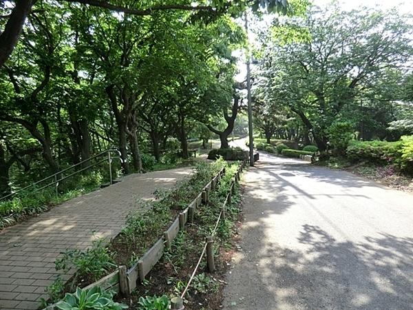 横浜市神奈川区西寺尾4丁目の新築一戸建(神之木公園)