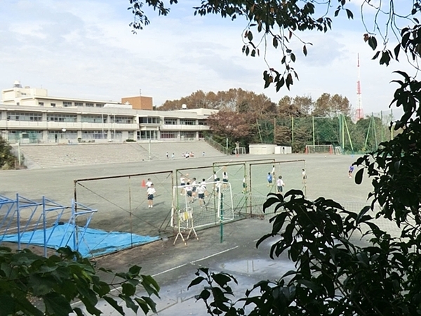 横浜市鶴見区馬場4丁目の新築一戸建(横浜市立寺尾中学校)