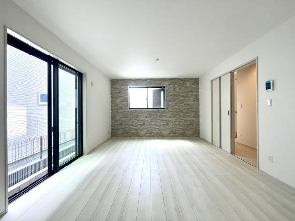 横浜市戸塚区戸塚町の新築一戸建
