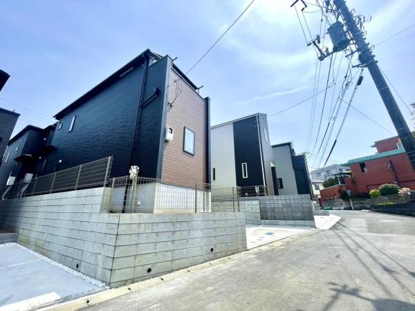 横浜市戸塚区戸塚町の新築一戸建