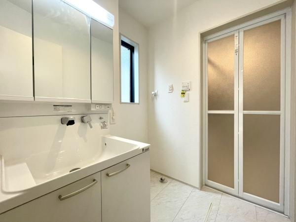 横浜市戸塚区戸塚町の新築一戸建