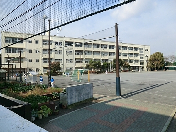 横浜市戸塚区戸塚町の新築一戸建(横浜市立南戸塚小学校)