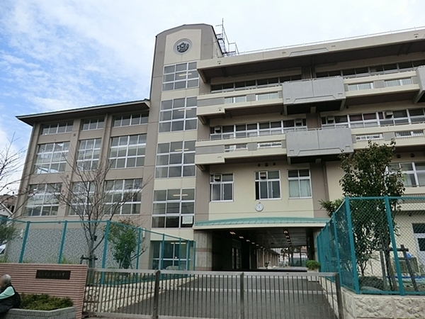横浜市磯子区田中１丁目の新築一戸建(横浜市立杉田小学校)