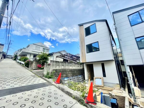 横浜市港北区菊名３丁目の新築一戸建