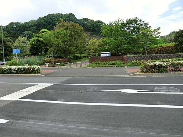 横浜市金沢区富岡東6丁目の新築一戸建(長浜公園)