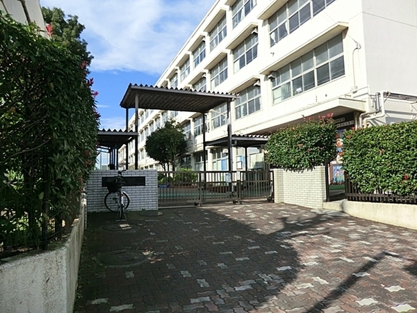 横浜市港北区新吉田東5丁目の新築一戸建(横浜市立新吉田小学校)