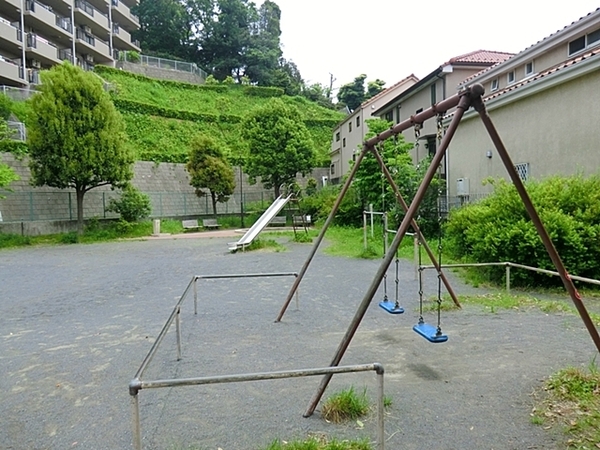横浜市港北区高田西4丁目の新築一戸建(高田上耕地公園)