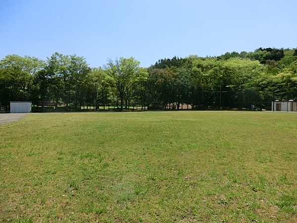 横浜市緑区霧が丘2丁目の新築一戸建(霧が丘公園)