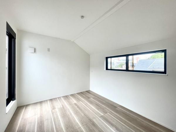 横浜市金沢区六浦東１丁目の新築一戸建