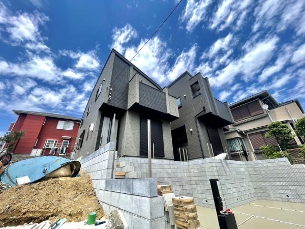 横浜市南区中里４丁目の新築一戸建