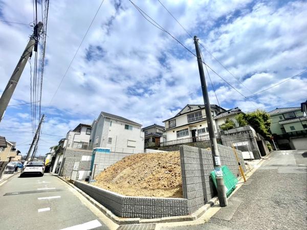 横浜市南区別所中里台の新築一戸建