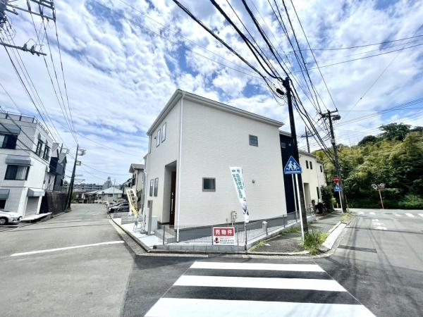 横浜市南区六ツ川２丁目の新築一戸建