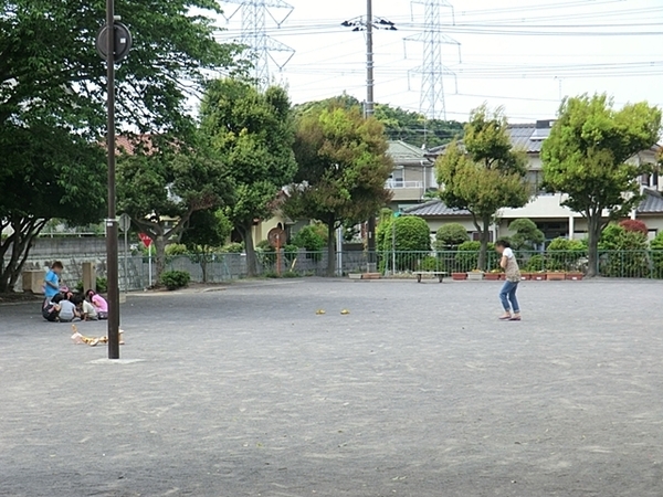 横浜市金沢区東朝比奈2丁目の新築一戸建(六浦西第二公園)