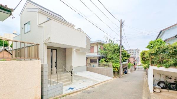 横浜市港南区芹が谷３丁目の新築一戸建