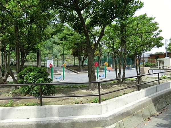 横浜市金沢区西柴2丁目の新築一戸建(称名寺東公園)