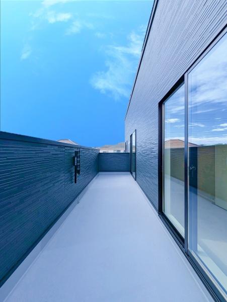 横浜市金沢区西柴2丁目の新築一戸建(バルコニー)